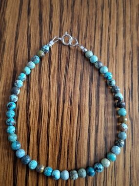 Bracelet Hubei Turquoise 4mm Beaded 7.5" Sterling Silver